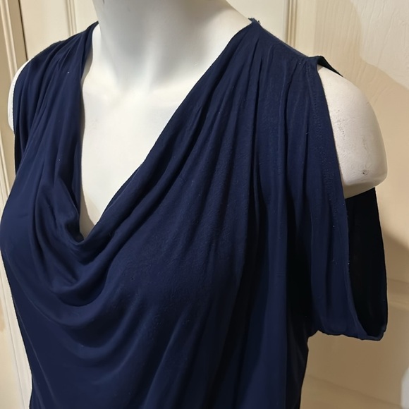 Storm Navy Ruched waist top. Small - Picture 2 of 8